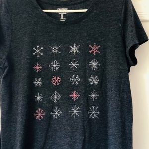 black snowflake gap shirt for kids